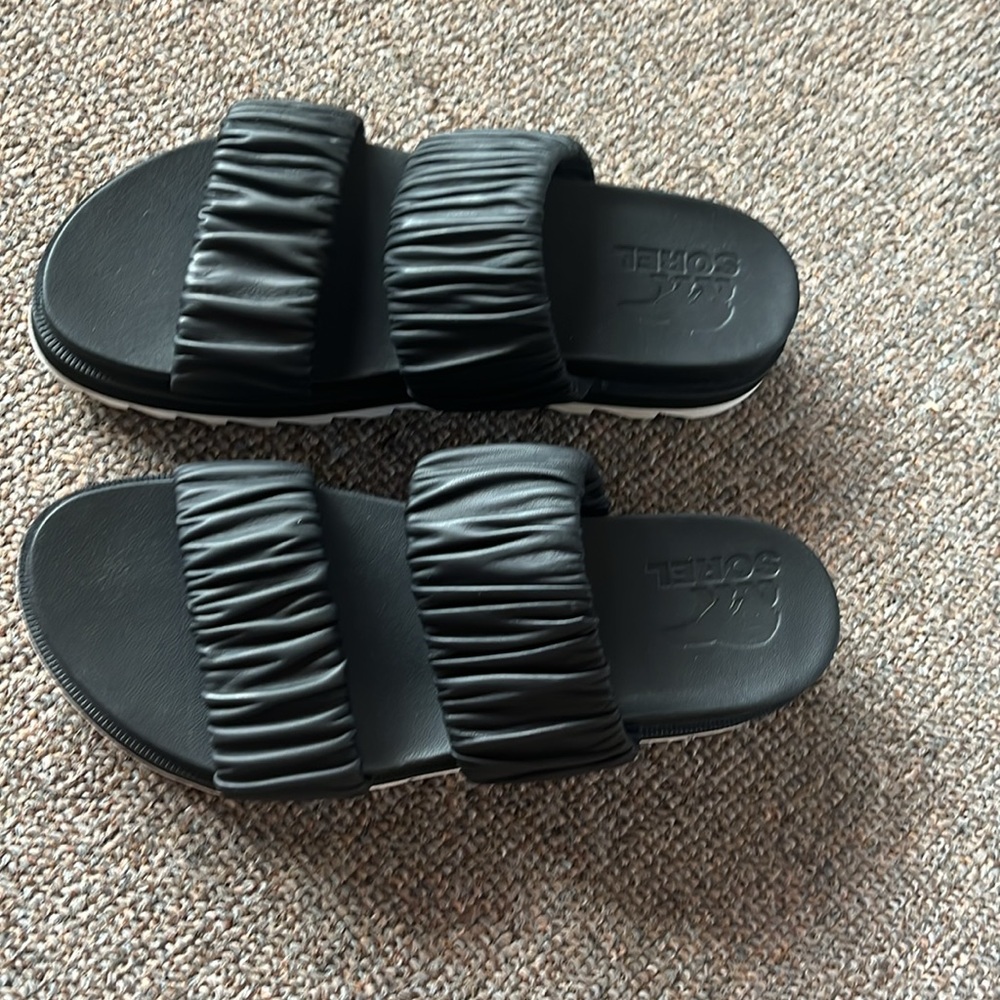 Sorel Women's Roaming Two Strap Black Ruched Slides